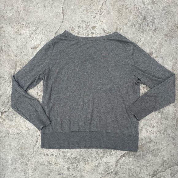 banana republic silk cashmere blend Gray V-Neck Sweater - Picture 6 of 7